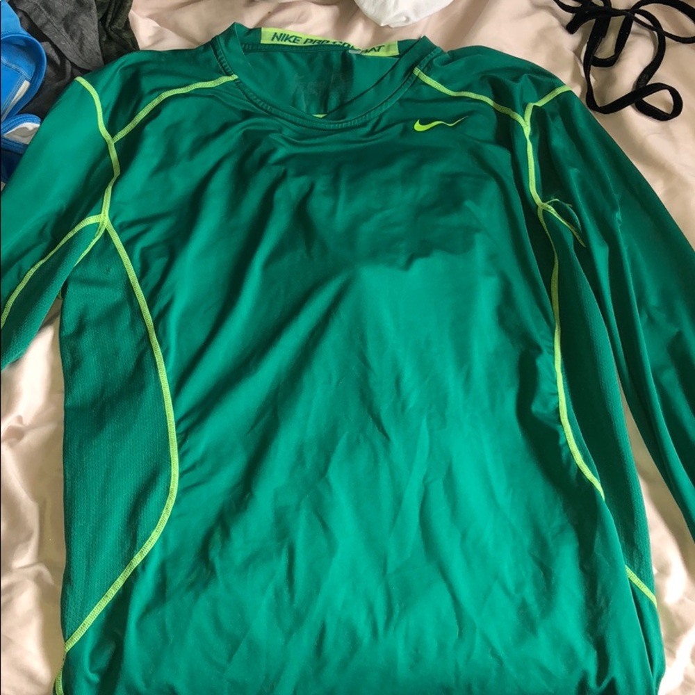 MENS NIKE LONG SLEEVE FITTED